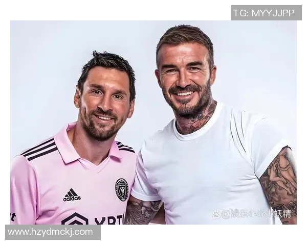 足球巨星同场竞技对比照揭示不同年代风采与实力差异 足球巨星同场竞技对比照揭示不同年代风采与实力差异