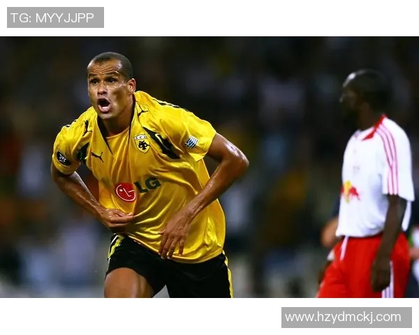 世界顶级足球球星大全全面介绍球员生涯与辉煌成就